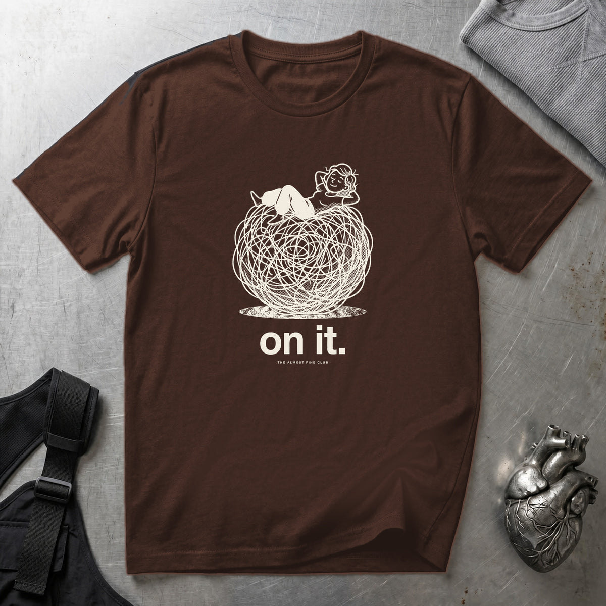 On It Again T-Shirt Dark Chocolate tee